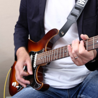 エレキギターレッスンやってます🎸